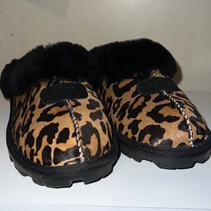 UGG Slippers. UGG Cheetah Print Coquette Slipper. Animal Print Coquette, Size 6